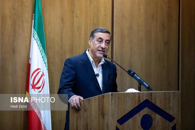 قائم‌پناه: برای رفع بوی نامطبوع اتوبان قم ـ تهران برنامه‌ریزی می‌کنیم