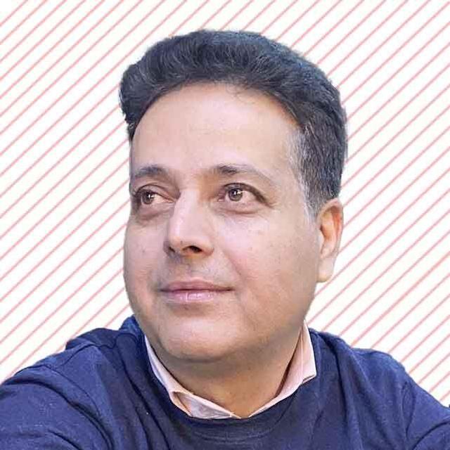 که خواهد که موری شود تنگدل