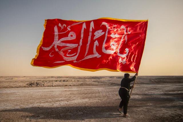 یک مداح اهل بیت(ع) بیان کرد: سوزناکی و بیان مصائب، نباید مداحی را گرفتار غلو کند