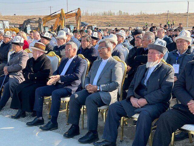 کلنگ‌زنی منطقه صنعتی «اوش» قرقیزستان با حضور هیئت اقتصادی خراسان رضوی