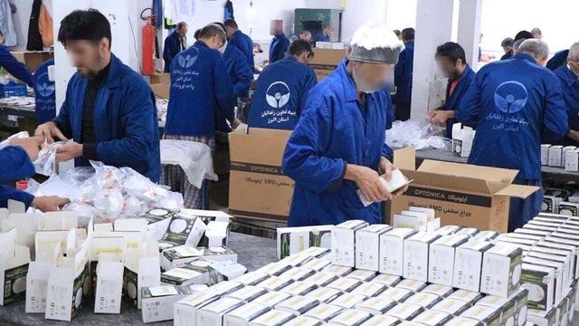 افتتاح دو کارگاه اشتغال زندانیان در قم با حضور دادستان کل کشور