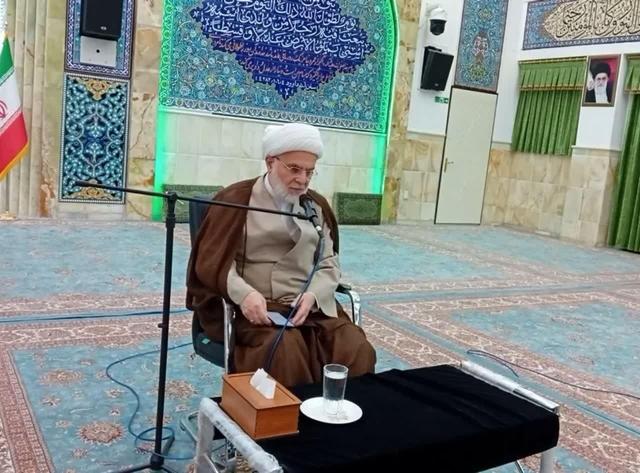 تقویت عقل، ایمان و اخلاق جامعه ایمانی را به رشد می‌رساند