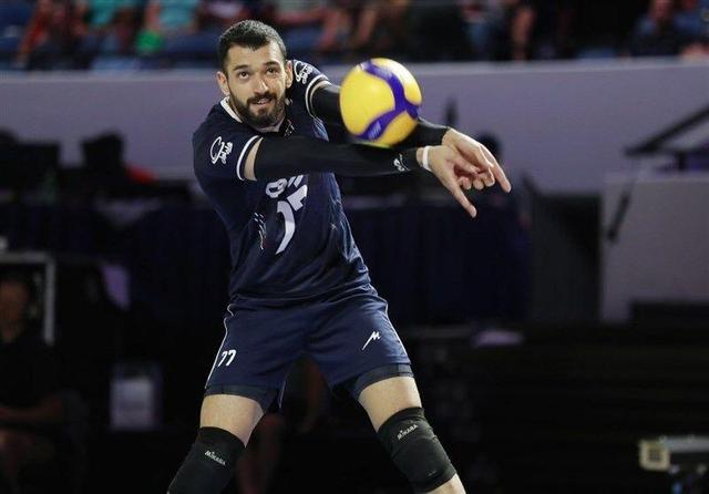 باور رفتن صابر کاظمی هنوز برایم سخت است/ قهرمانی را به او تقدیم می‌کنم