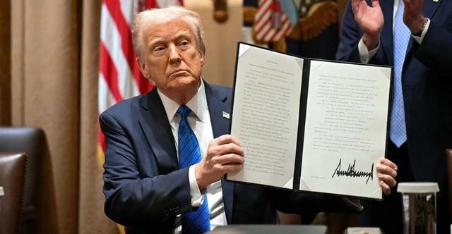 طولانی‌ترین تعطیلی دولت آمریکا بالاخره تمام شد