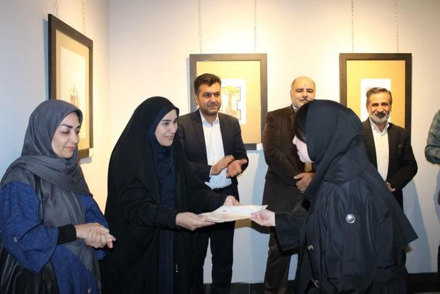 نمایش هویت زن ایرانی در قاب طراحی دانشجویان سمنانی