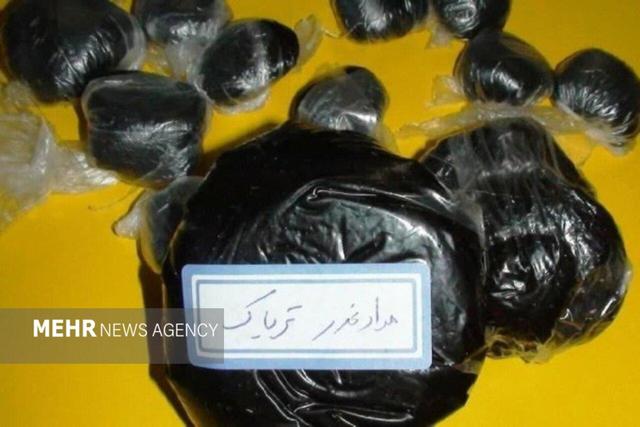 رستم پور: ۳۰ کیلو گرم تریاک در ورودی شهر میاندوآب کشف شد