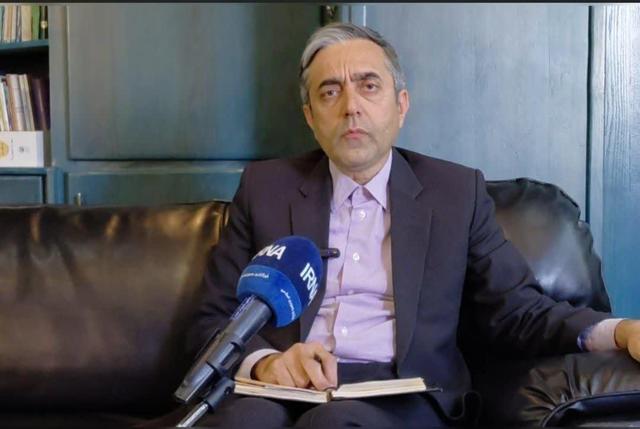 فیلم | یک فعال اقتصادی: بین ۵۰ تا ۷۰ درصد سوخت ژنراتورهای صنایع از بازار سیاه تامین می شود