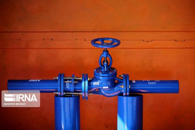 اصلاح و توسعه پنج‌هزار و ۶۱۰ متر شبکه آب و فاضلاب در شهر قشم 