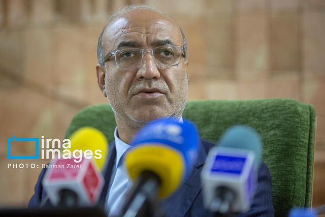 استاندار کرمانشاه: توسعه راه‌ها، رونق بازارچه‌های مرزی و گردشگری اورامانات در اولویت‌ است