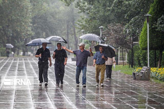 هفته آینده آسمان غرب کشور بارانی می شود