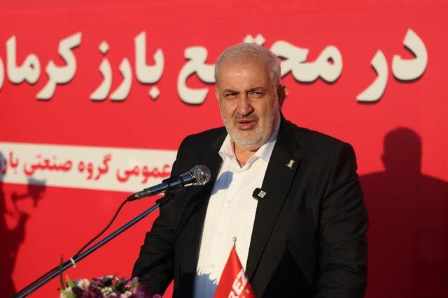 وزیر نیرو: به پیشتازی کرمان در انرژی‌های تجدیدپذیر کمک می‌کنیم