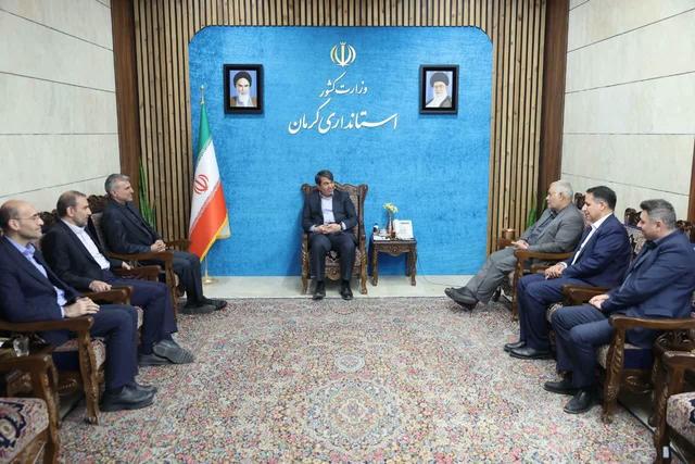 استاندار کرمان: از حضور سرمایه‌گذاران نامی در حوزه انرژی‌ خورشیدی استقبال می‌کنیم