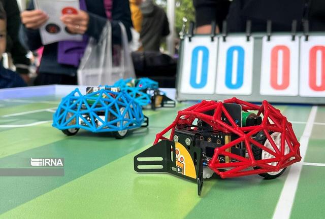 ربوکاپ آسیا-‌اقیانوسیه ۲۰۲۵؛ پیروزی تیم رباتیک قشم برابر روسیه‌+‌فیلم