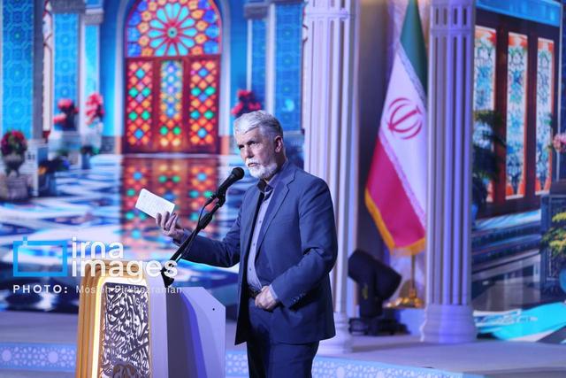 وزیر ارشاد: میرمجلسی با وقف هزاران جلد کتاب تصویری از ایمان به ماندگاری دانایی است