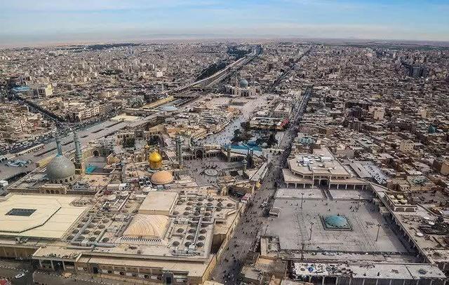 قم با ۸۹ هزار دانشجو و ۵۹ مؤسسه آموزش عالی قطب علمی کشور است