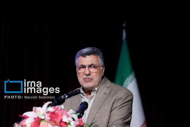 وزیر بهداشت: افزایش تعداد پزشکان به‌تنهایی مشکلات مناطق محروم را حل نمی‌کند