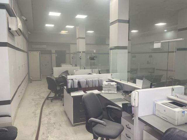 آتش‌سوزی بانک در مشهد ۲ مصدوم در پی داشت