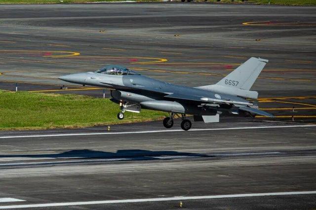 موافقت واشنگتن با اولین معامله تسلیحاتی با تایوان از زمان بازگشت ترامپ