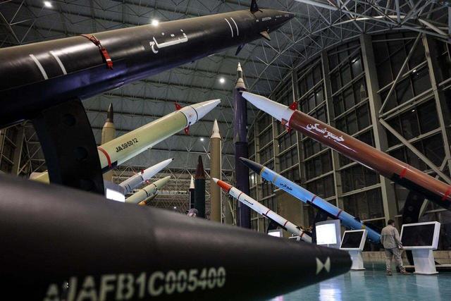 فرمانده ارشد سپاه: ایران در افزایش قدرت دفاعی به نقطه غیرقابل بازگشت رسیده است