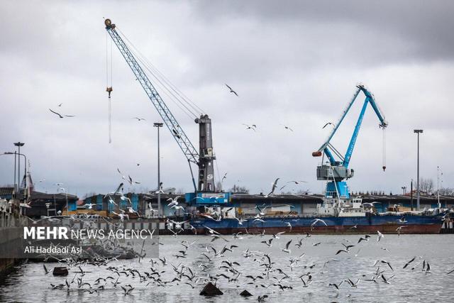 مناطق آزاد ایران هنوز با استانداردهای جهانی فاصله دارند