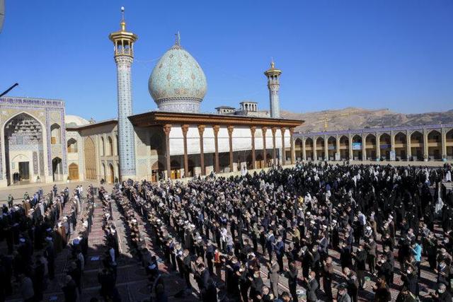 نماز باران در حرم مطهر شاهچراغ(ع) اقامه می‌شود