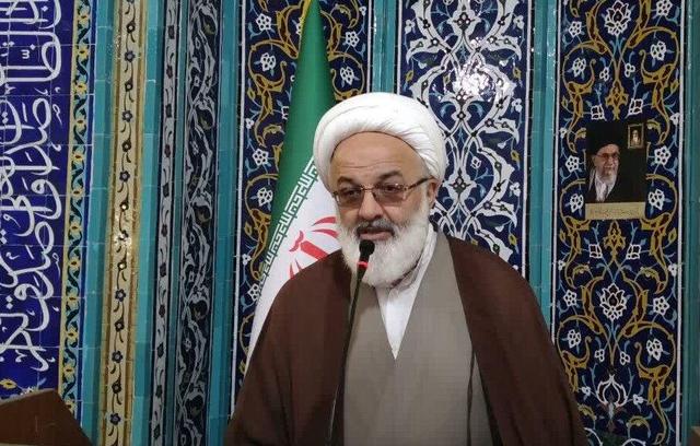 دغدغه‌ فرهنگی امام جمعه آرادان: سرانه مطالعه افزایش یابد