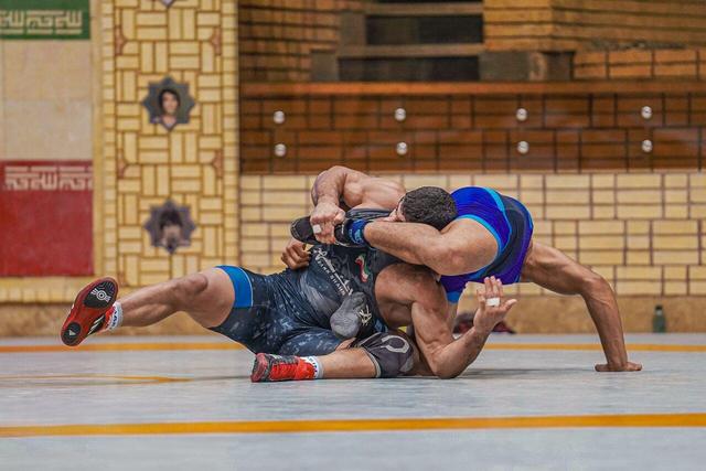 پیروزی بانک شهر مقابل جوانان ستارگان ساری در مرحله برگشت لیگ کشتی آزاد