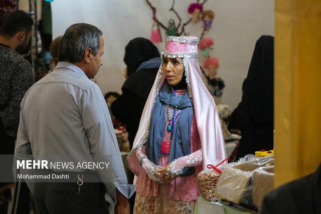 نمایشگاه توانمندی بانوان و کسب و کارهای خانگی استان اردبیل
