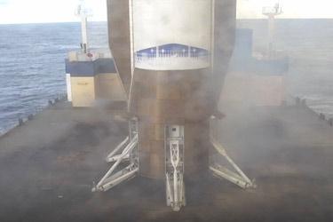 بلو اوریجین در دومین تلاش، موشک نیو گلن را با موفقیت فرود آورد