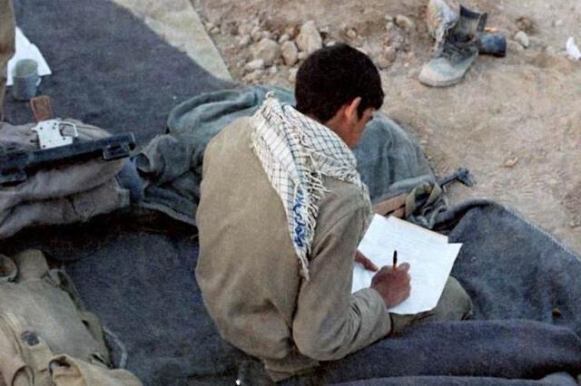 حکایت نامههایی که دلگرمی رزمندهها بود