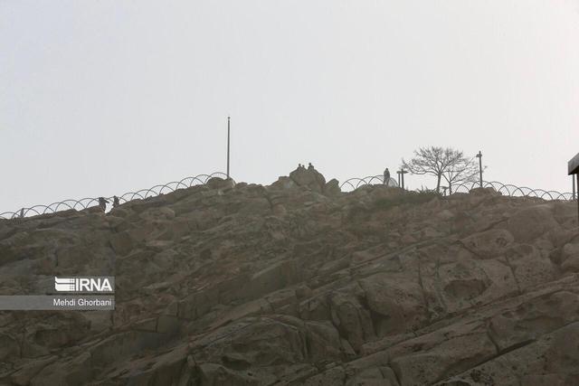 هفتمین روز آلودگی‌های‌فسیلی؛ نفس مشهد هر روز تنگ‌تر می شود