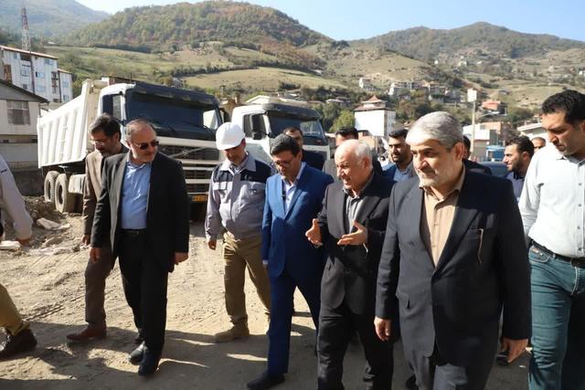 روند تکمیل پل بزرگ سوادکوه زیر ذره‌بین استاندار مازندران