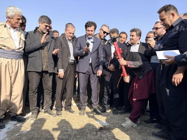 عملیات ساخت ۲۶۷ قطعه نهضت ملی مسکن در نقده آغاز شد