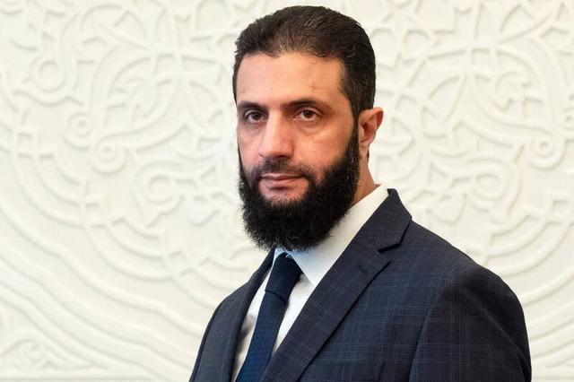 عقب نشینی حکومت جولانی از برگزاری یک همایش با تهدید خبرنگار صهیونیست