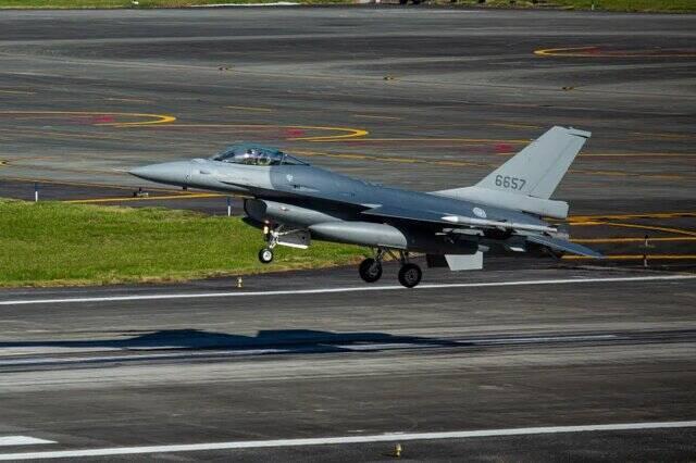 موافقت واشنگتن با اولین معامله تسلیحاتی با تایوان از زمان بازگشت ترامپ