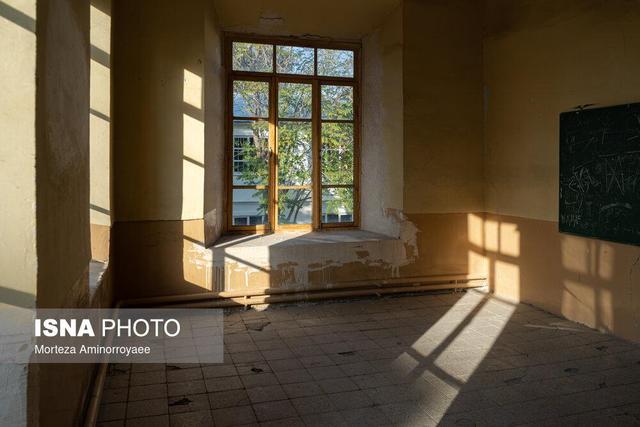 ۴۰۰ مدرسه بروجرد نیازمند یاری خیرین/ بیش از ۵۷ هزار دانش‌آموز در انتظار تجهیزات آموزشی