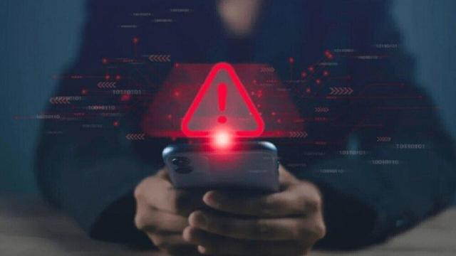 رزمایش اعلام وضعیت هشدار عمومی از طریق تلفن همراه در بوشهر