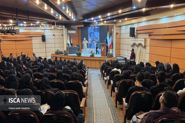 جشن ورودی جدیدهای دانشگاه آزاد واحد کاشان