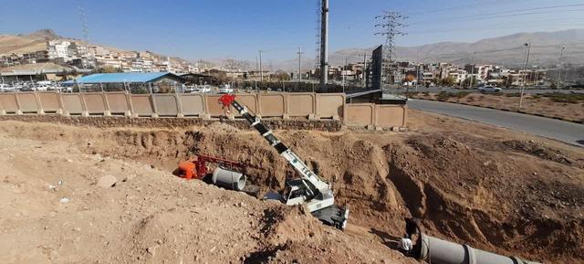 آغاز عملیات هدایت آبهای سطحی در ضلع شمالی ترمینال مرکزی سنندج