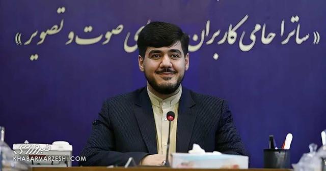 ادعای مجری پرحاشیه تلویزیون؛ شریفی‌نیا دایی و عموی من است! + ویدئو