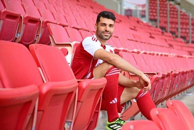 طارمی با تلاش هوادار معروف با پرسپولیس سه ساله بست! + ویدئو