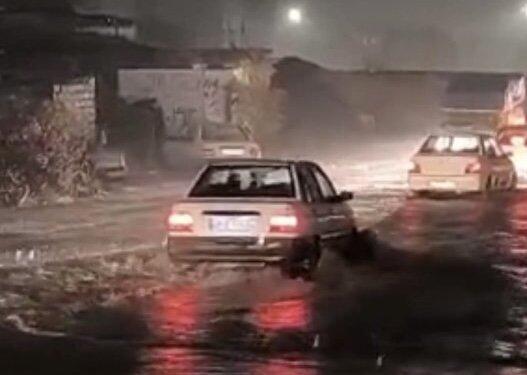 تصاویر آبگرفتگی و سیل در خیابان‌های این شهر ایران پس از بارندگی + فیلم