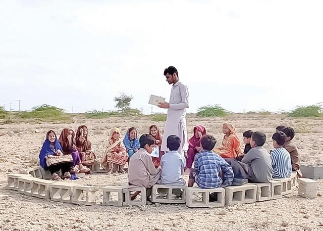 تاباندن نور بر آرزوهای بچهها