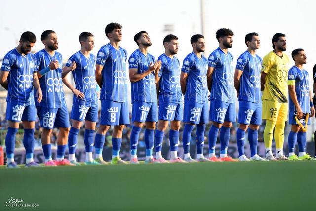 استقلال هزینه درمان بازیکنانش را نمی‌دهد! 