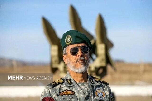 دریادار سیاری: برای ارتقای توان دفاعی همیشه برنامه داریم