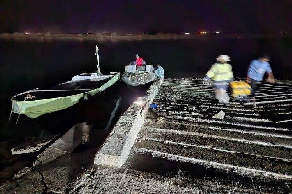 توقیف شناور غیرمجاز صید شب‌چراغی در جاسک