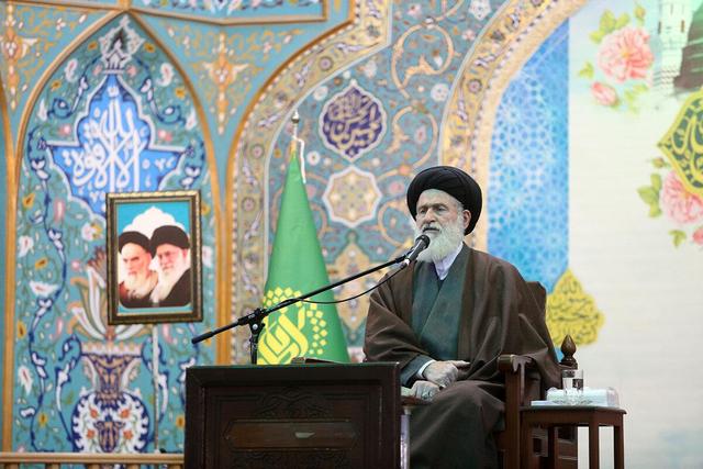 آیت‌الله توکل: تواضع و بصیرت کلید رسیدن به مقامات معنوی است