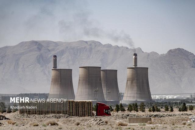 اصفهان درمحاصره ۵ فلر پالایشگاه؛ محیطزیست:منابع آلاینده بیشتر شده است