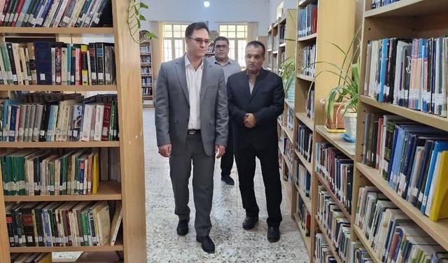 سلیمانی: مردم تنگستان از برترین کتابخوانها هستند