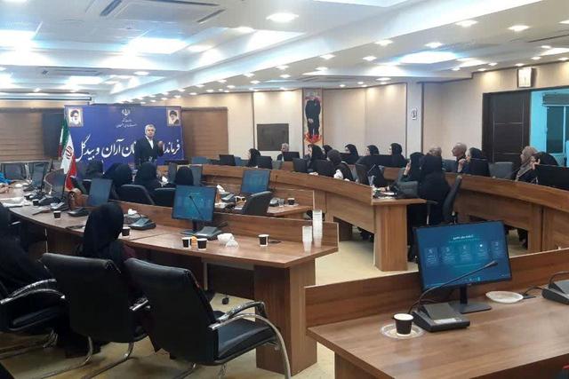 کارگاه بازاریابی صنایع‌دستی؛ گامی نو در مسیر برندسازی هنرمندان آران و بیدگل